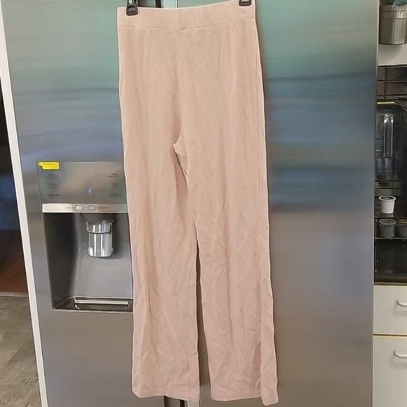 💕REFORMATION💕 Cirrus Crop Straight Leg Knit Pants S NWT - Picture 11 of 15